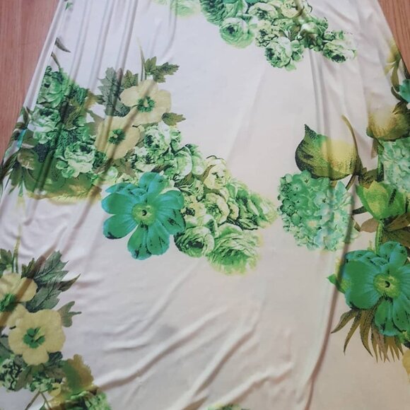 Gorgeous tropical print maxi dress/sundress. - Picture 3 of 12